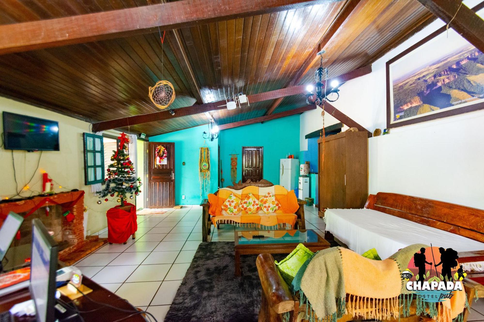 Hostel ชาปาดา ดอส กิมาไรส์ ภายนอก รูปภาพ