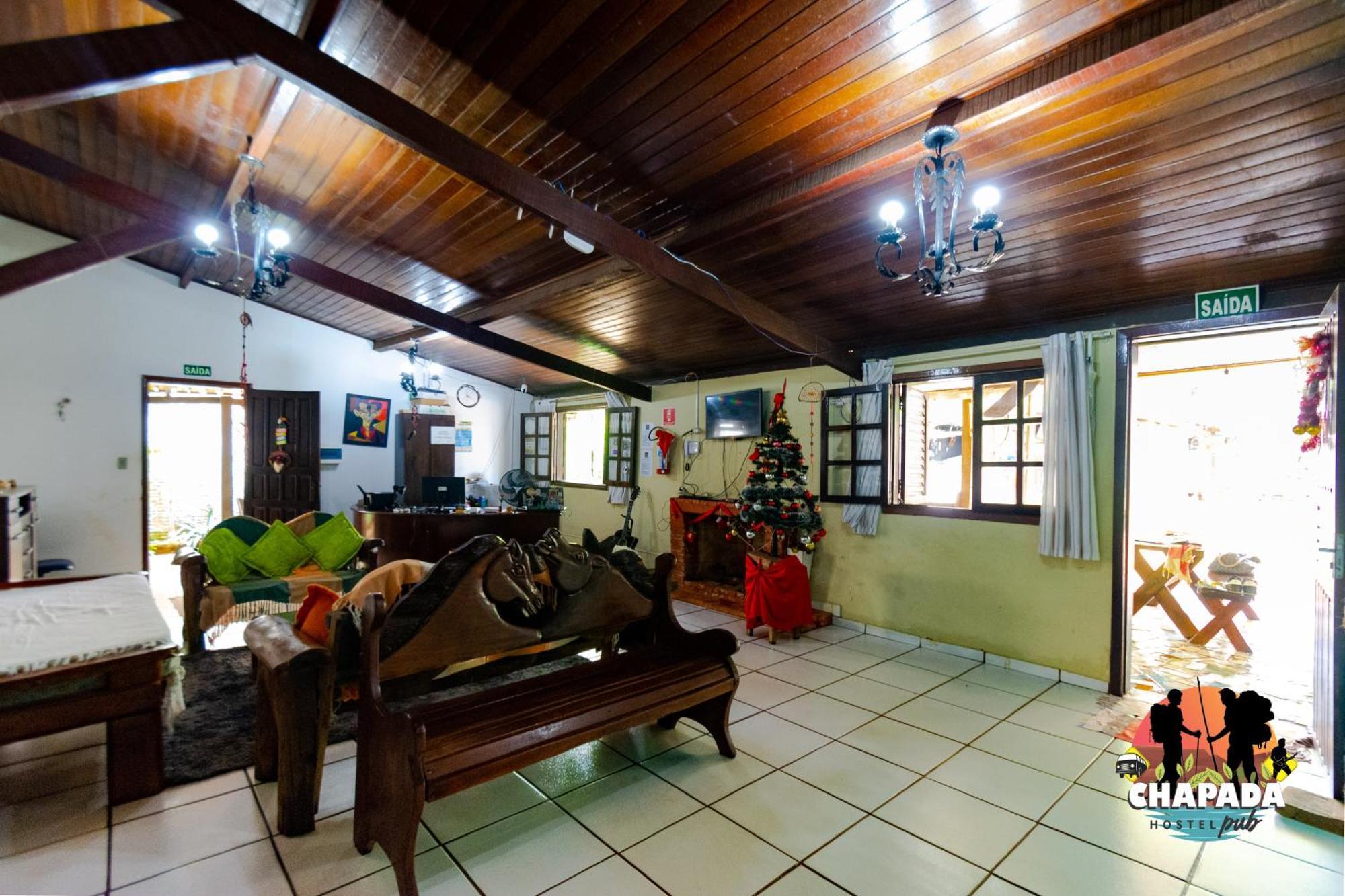Hostel ชาปาดา ดอส กิมาไรส์ ภายนอก รูปภาพ