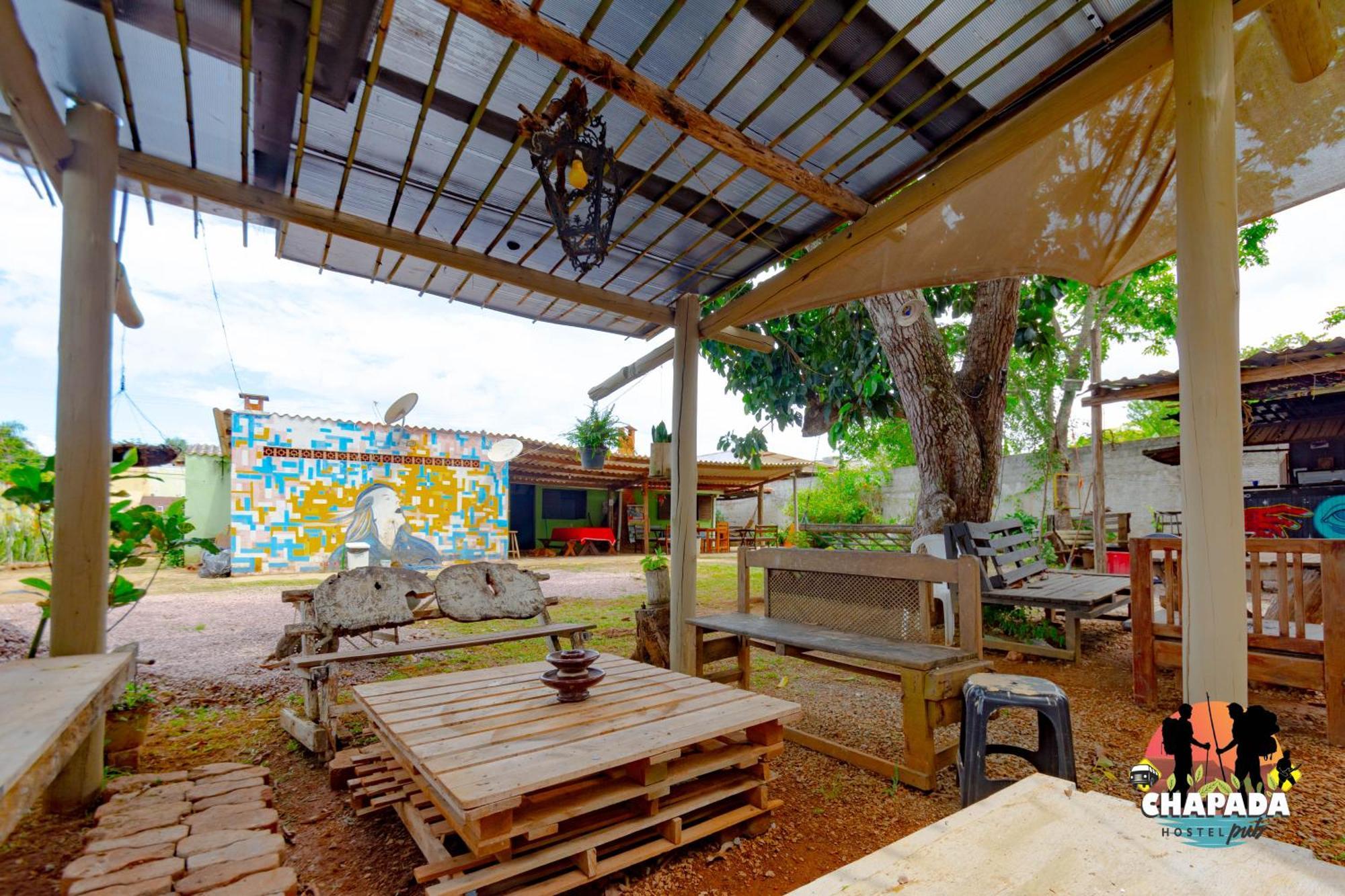 Hostel ชาปาดา ดอส กิมาไรส์ ภายนอก รูปภาพ